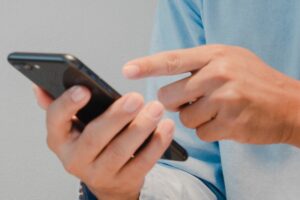 eja como atualizar o sistema operacional do seu celular com segurança, evitando problemas e mantendo seus dados protegidos.